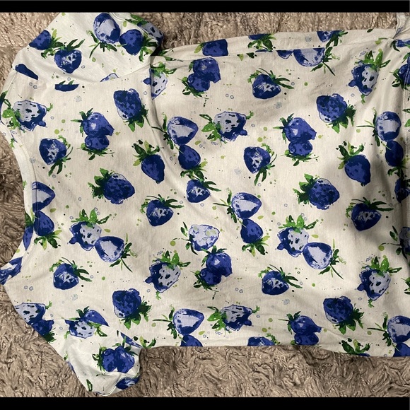 Mauve Anthroplogie T-Shirt - Picture 3 of 5